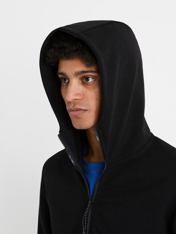 Celio Celio Denewyoke Яке Cheren