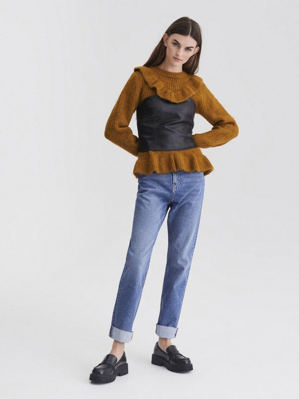 Pieces Pieces Karmen Потник Cheren